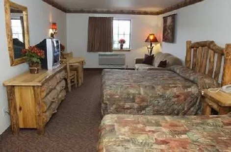 Grand Bear At Starved Rock 4* Utica