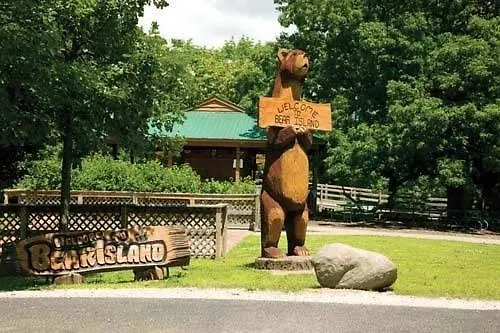 Resort Grand Bear At Starved Rock 4*